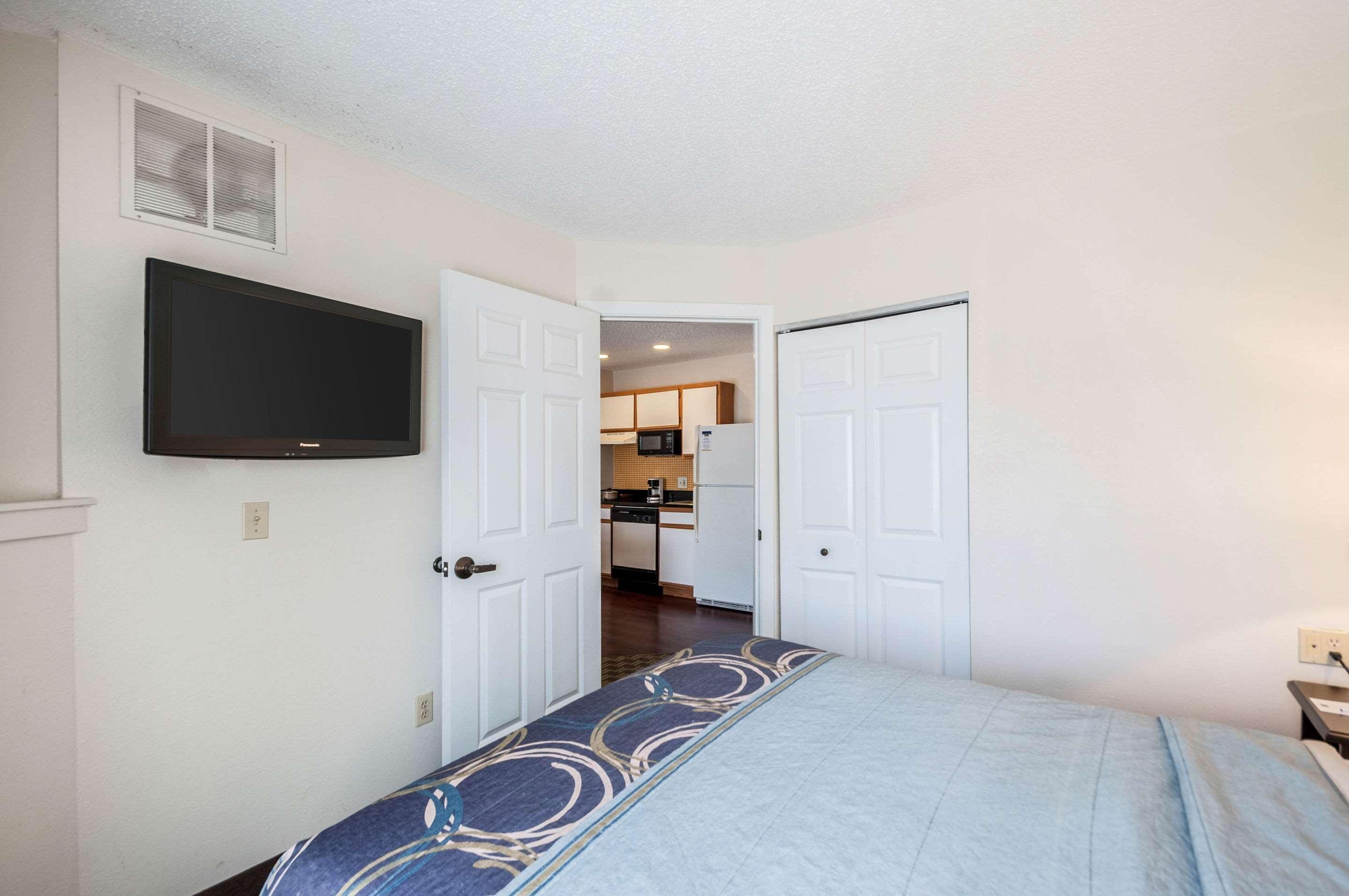 Mainstay Suites Frederick Exteriér fotografie