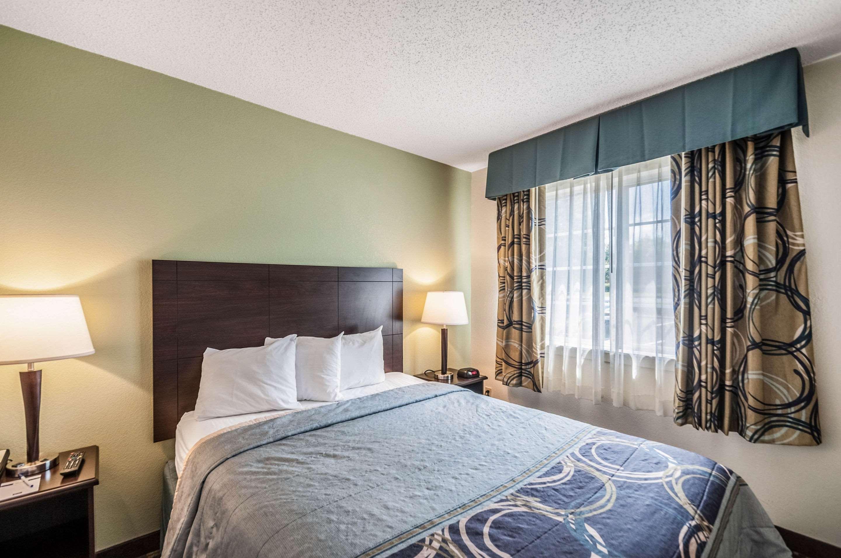 Mainstay Suites Frederick Exteriér fotografie